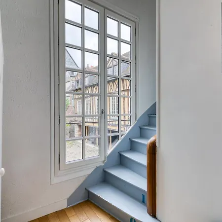 Apartment Charme Et Authenticite Avec Vue Cathedrale *